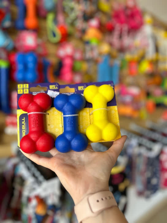 Brinquedos e acessórios da loja do Colégio Pet